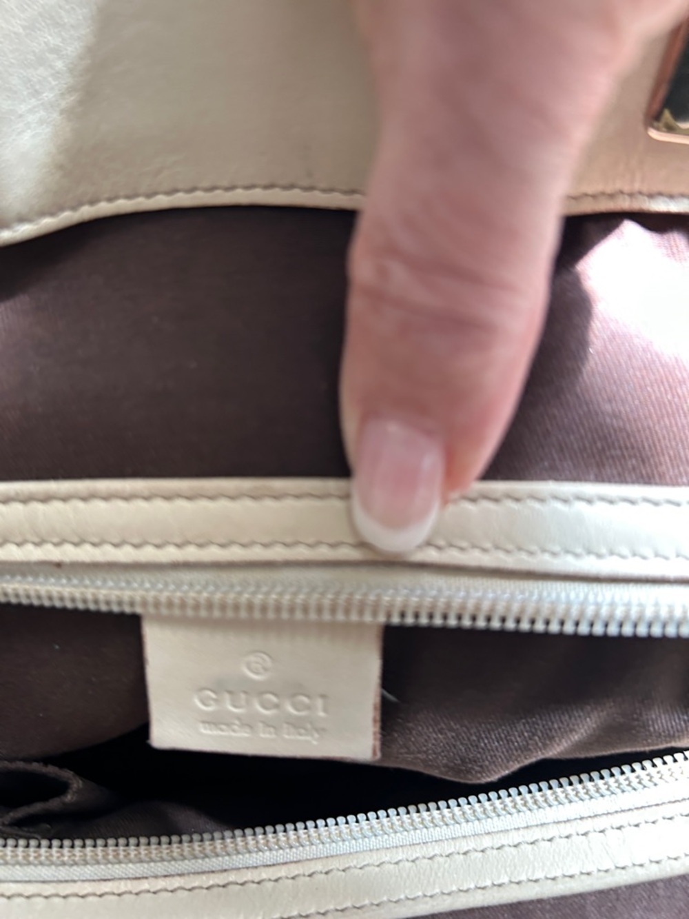 7006. Authentic Gucci Beige and Brown GG Monogram Tote with COA. - Picture 7 of 16